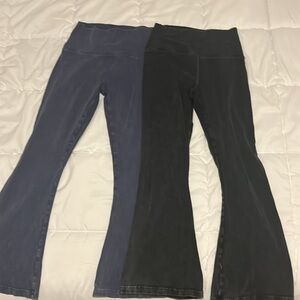 2 for 1 Aerie Cropped Flare Leggings in Black and Navg